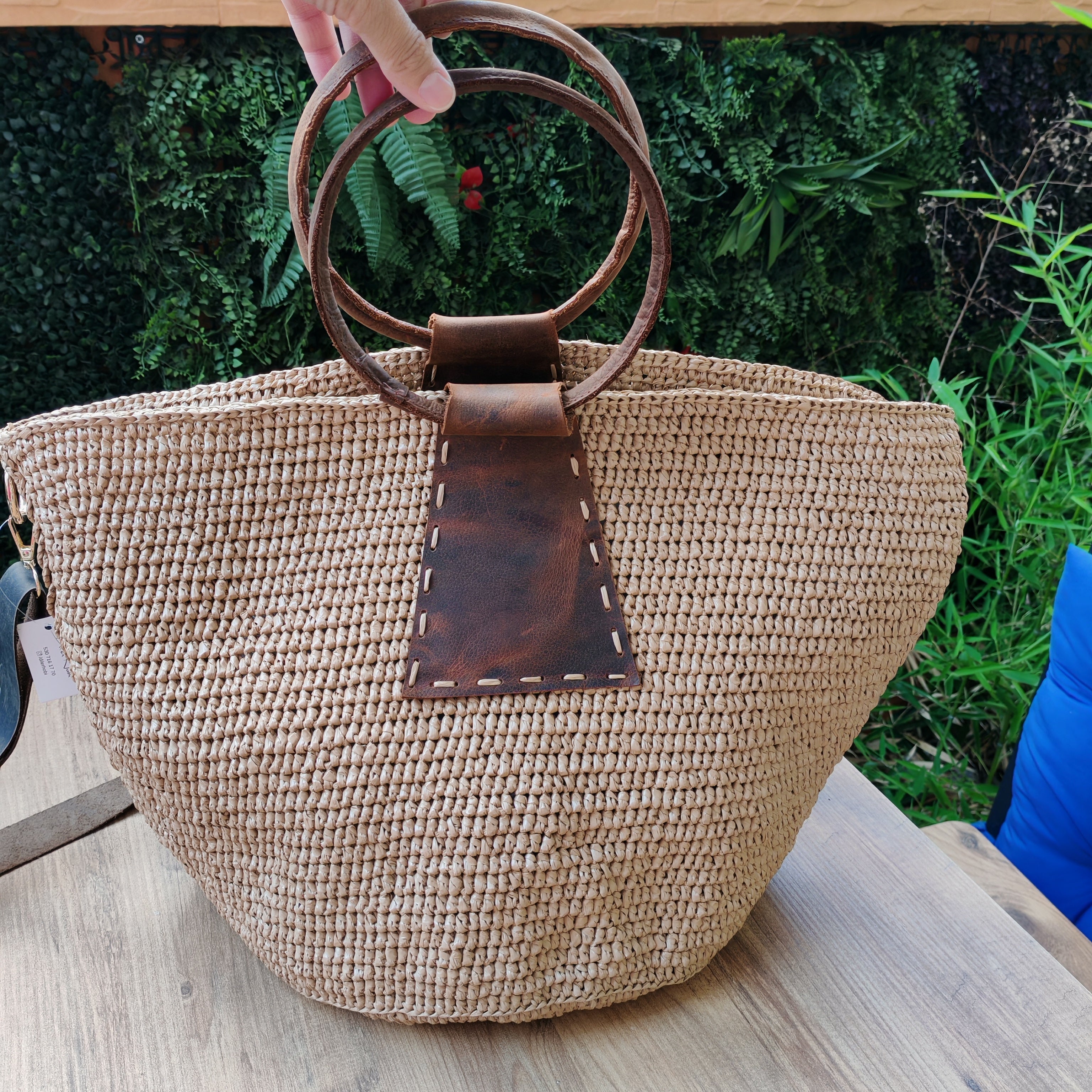 Hakiki Deri Üçgen Çanta Kiti