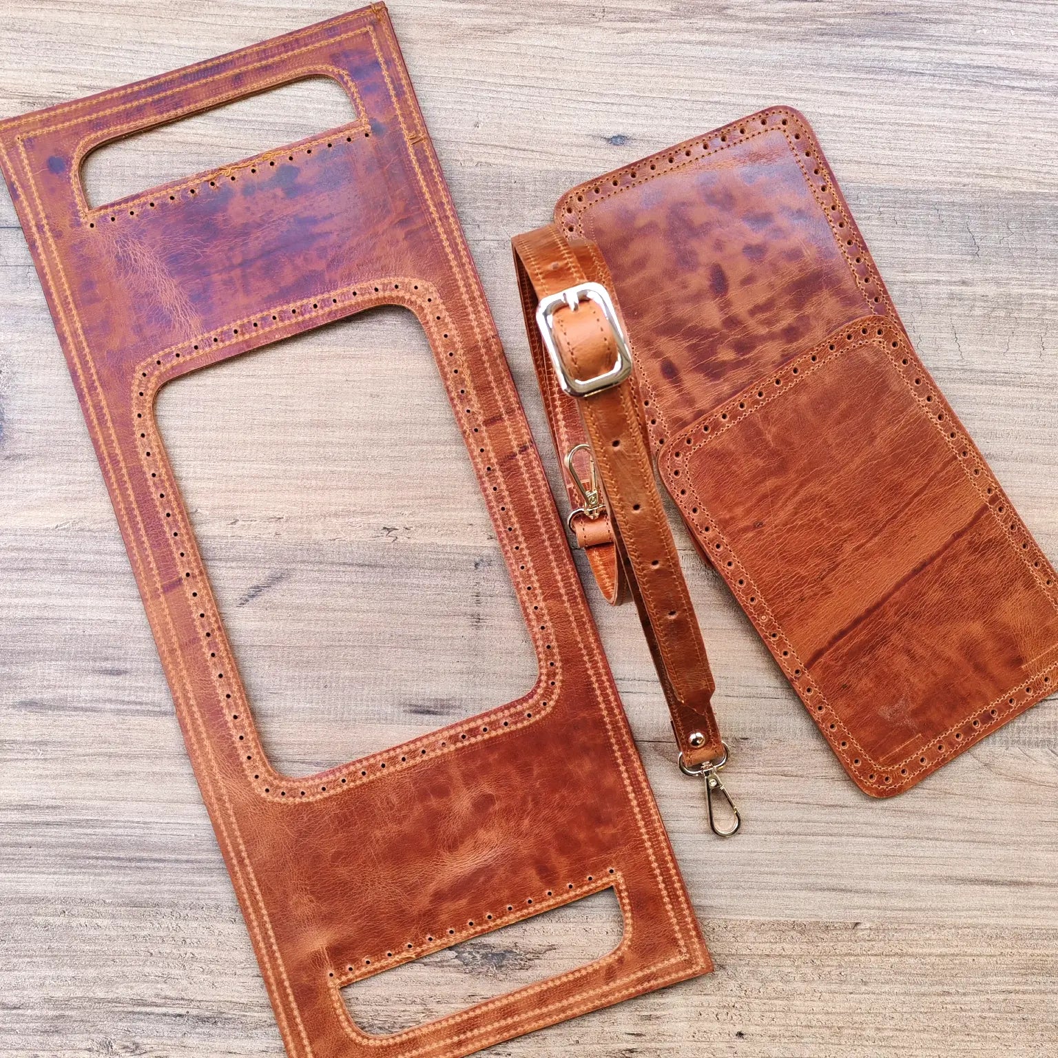 Selanik Hakiki Deri Çanta Kiti