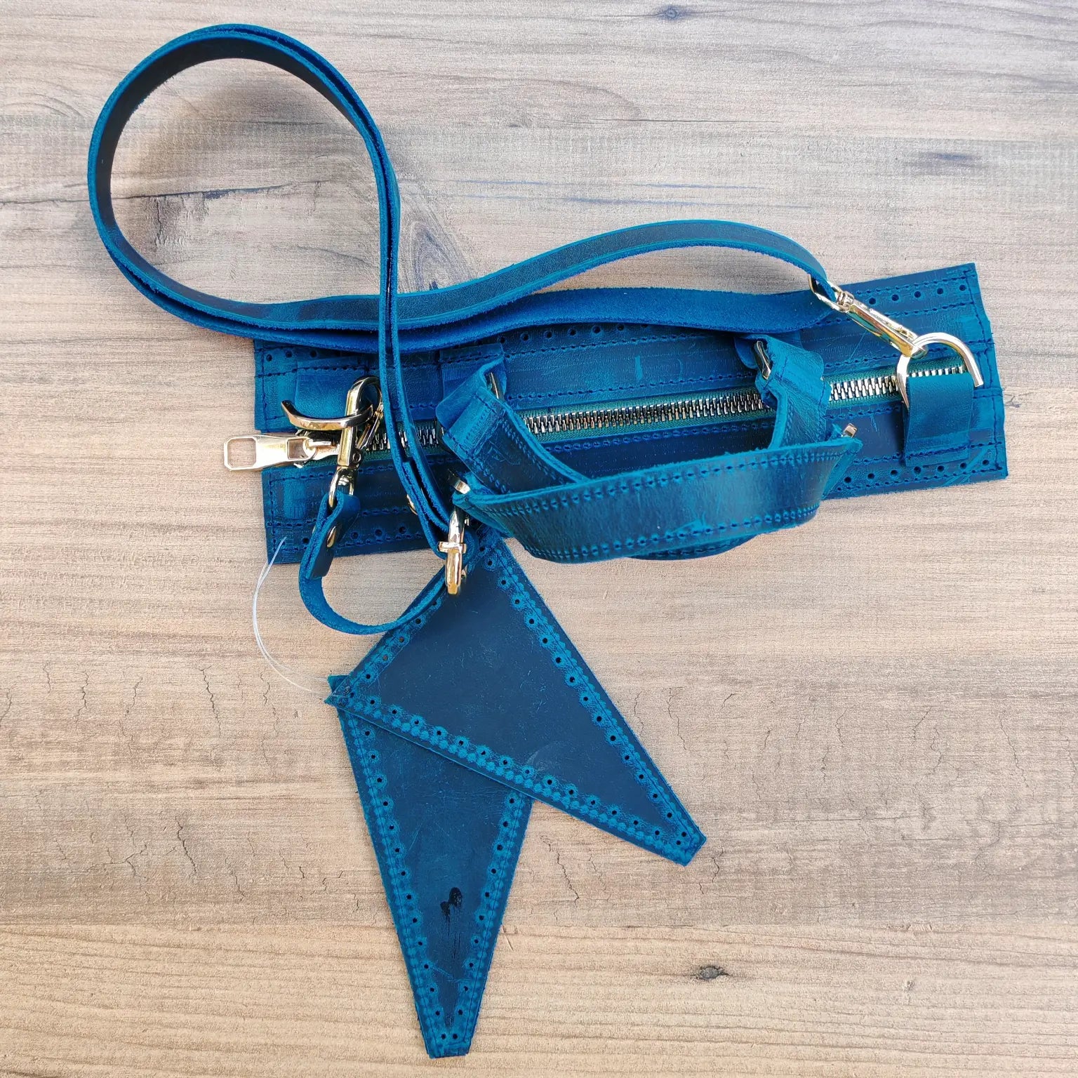 Paris Hakiki Deri Çanta Kiti