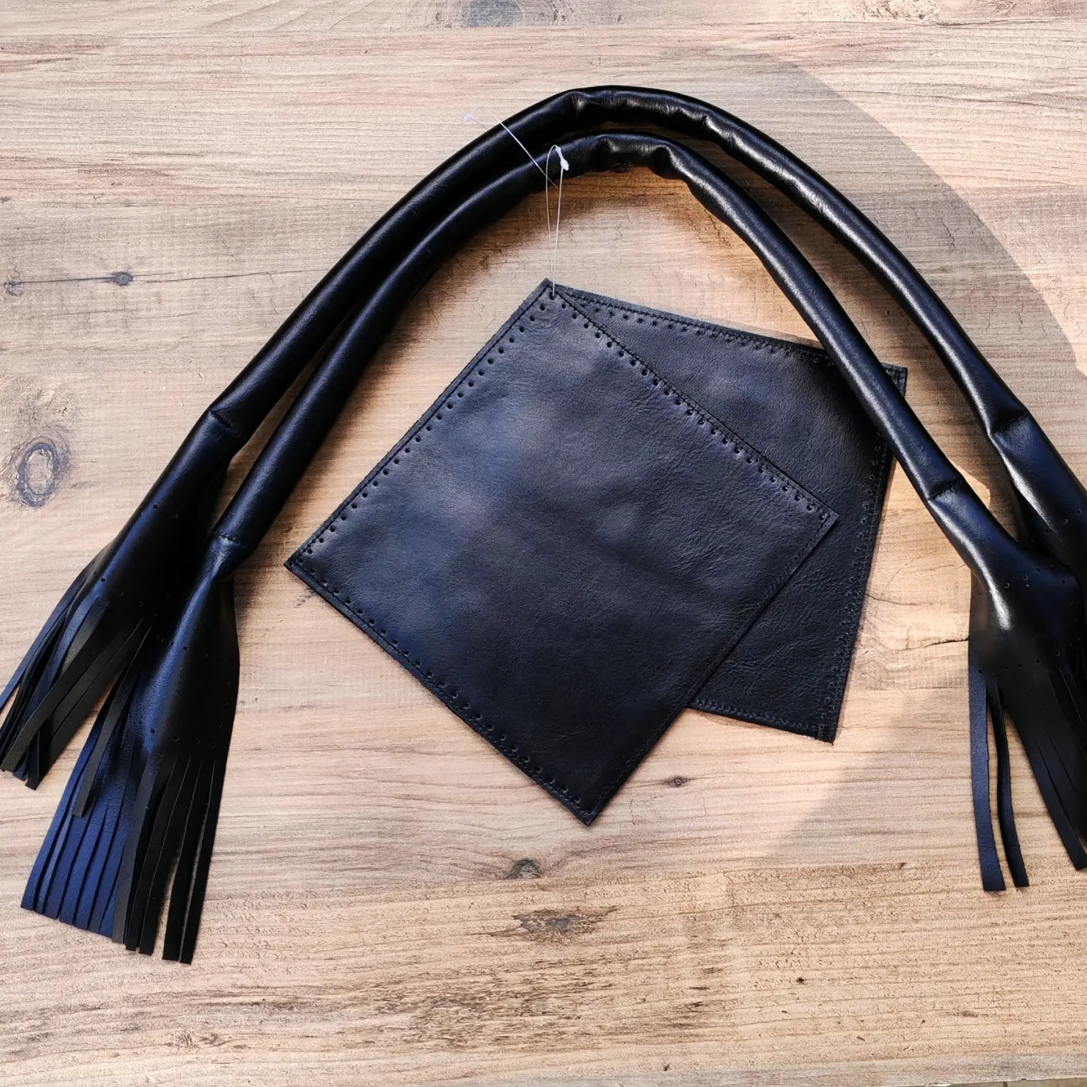 Püsküllü Deri Çanta Kiti