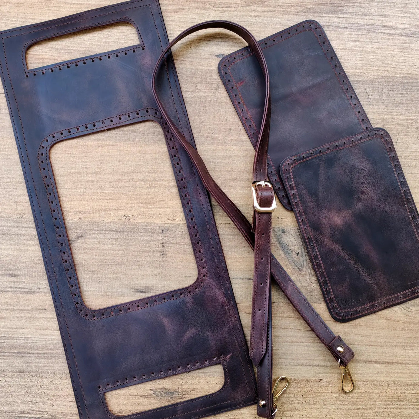 Selanik Hakiki Deri Çanta Kiti