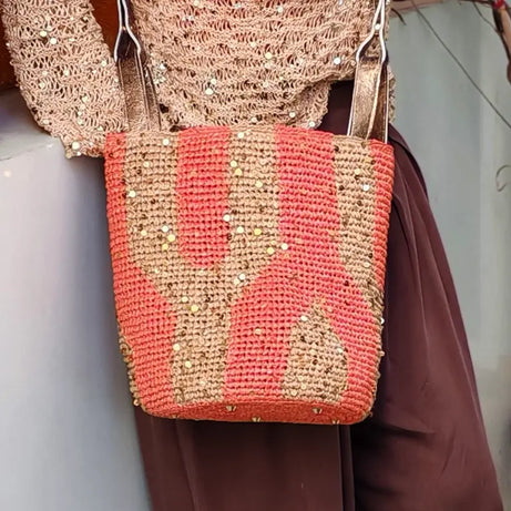 El Örgüsü Kiremit Rengi Çanta