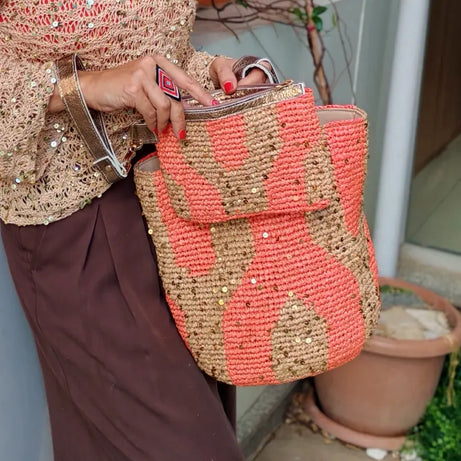 El Örgüsü Kiremit Rengi Çanta